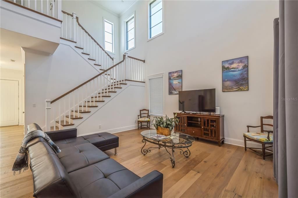 For Sale: $1,590,000 (4 beds, 4 baths, 2963 Square Feet)
