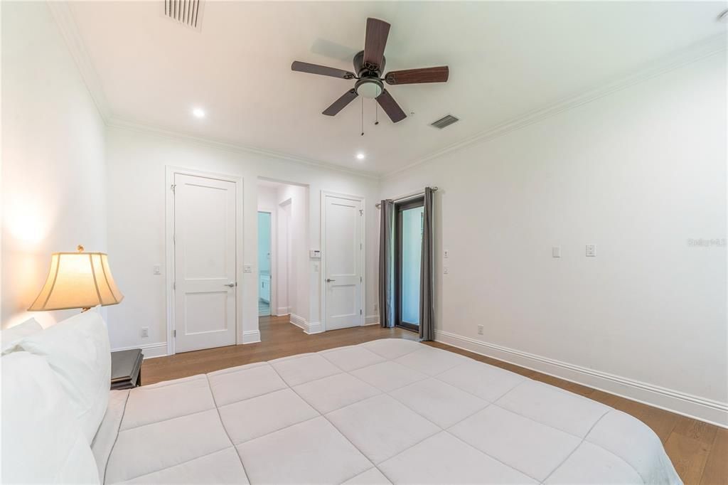 For Sale: $1,590,000 (4 beds, 4 baths, 2963 Square Feet)