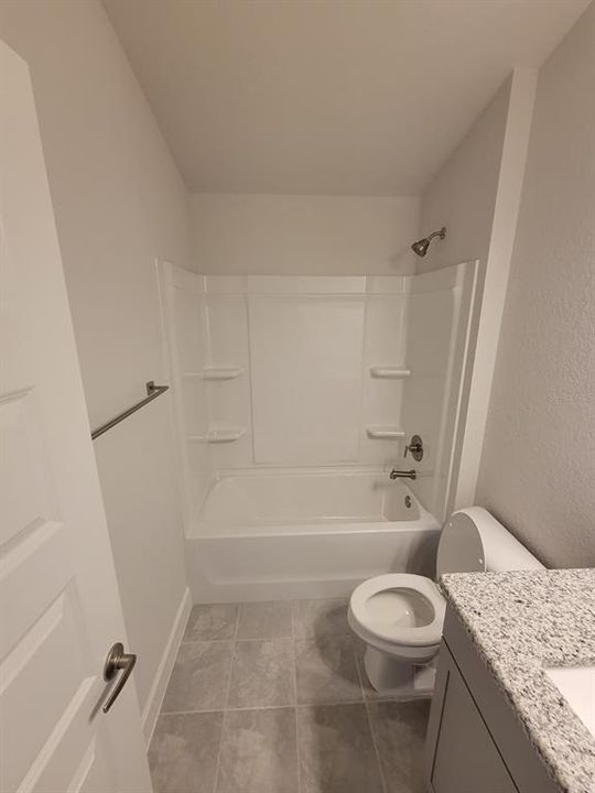 For Rent: $2,100 (4 beds, 2 baths, 1635 Square Feet)