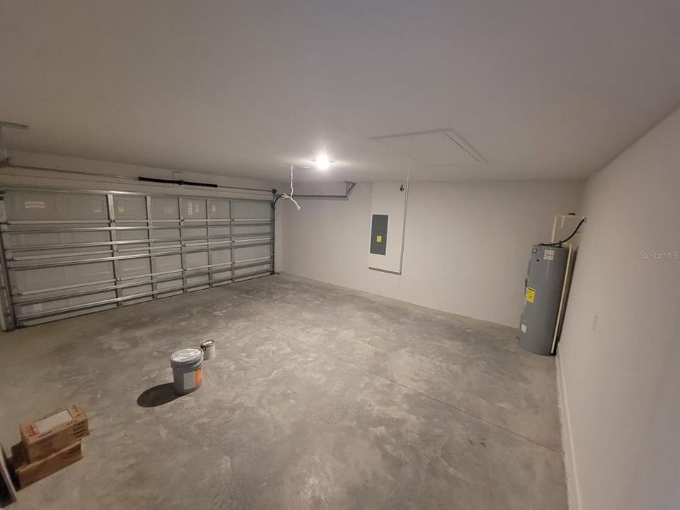 For Rent: $2,100 (4 beds, 2 baths, 1635 Square Feet)