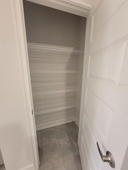 For Rent: $2,100 (4 beds, 2 baths, 1635 Square Feet)