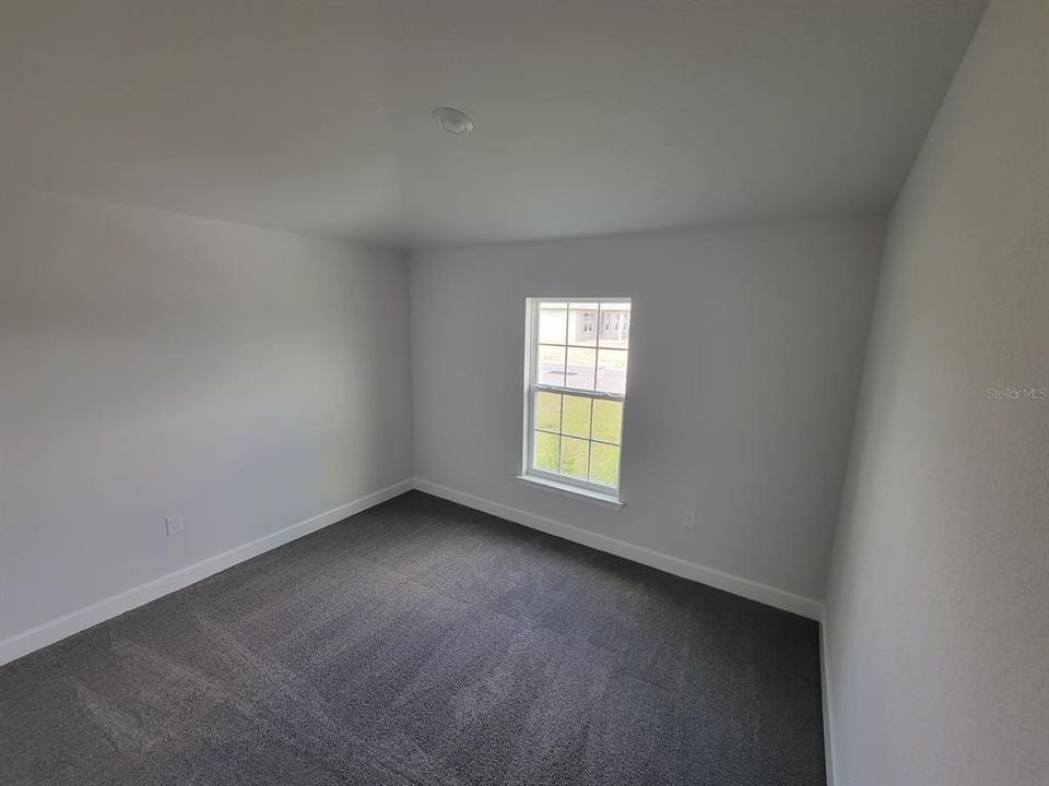 For Rent: $2,100 (4 beds, 2 baths, 1635 Square Feet)