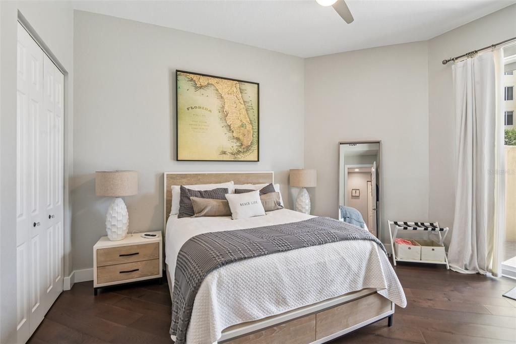 For Sale: $2,400,000 (3 beds, 3 baths, 2521 Square Feet)