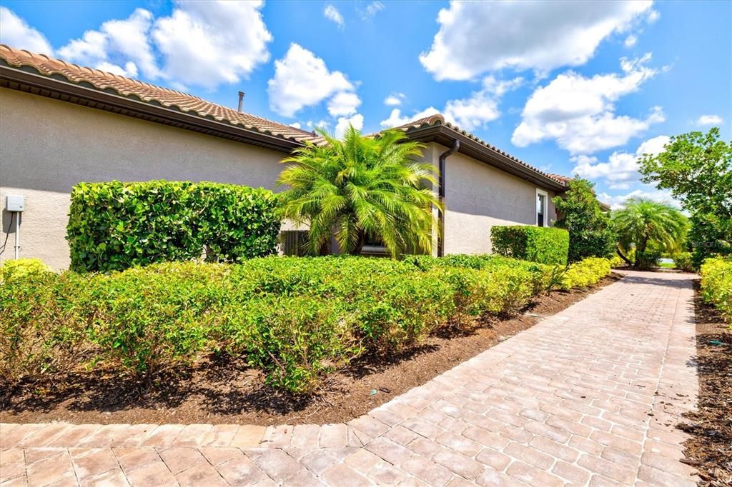 En Venta: $429,000 (2 camas, 2 baños, 1530 Pies cuadrados)