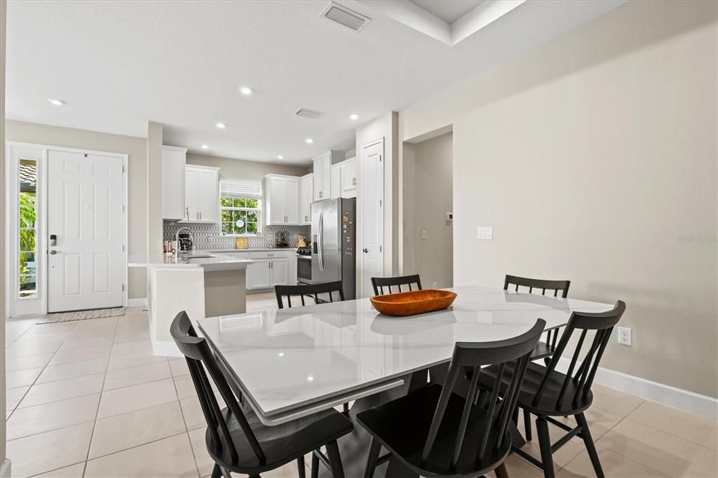 En Venta: $429,000 (2 camas, 2 baños, 1530 Pies cuadrados)