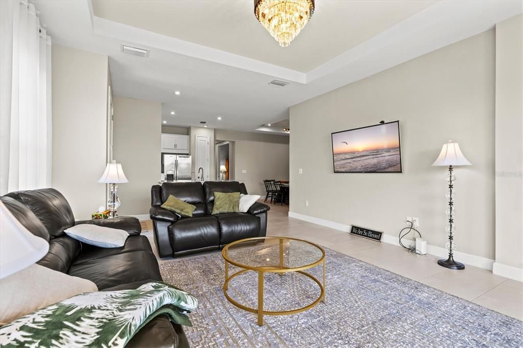 En Venta: $429,000 (2 camas, 2 baños, 1530 Pies cuadrados)