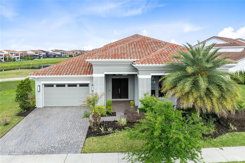 For Sale: $1,680,000 (5 beds, 5 baths, 4525 Square Feet)