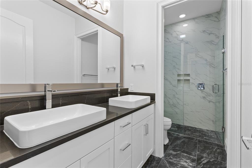 For Sale: $1,680,000 (5 beds, 5 baths, 4525 Square Feet)