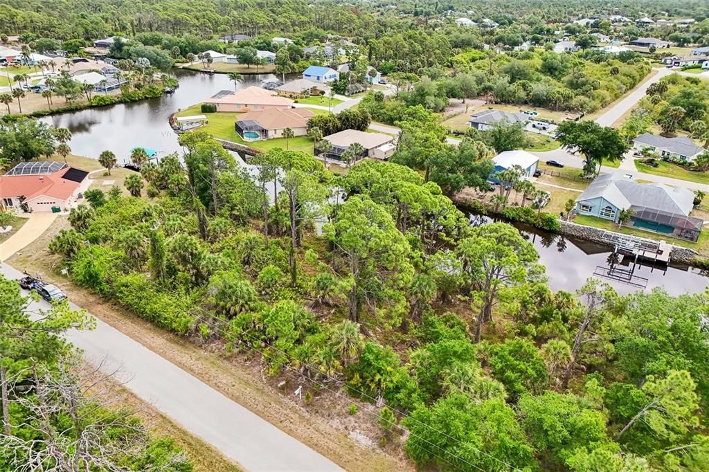 En Venta: $80,000 (0.23 acres)