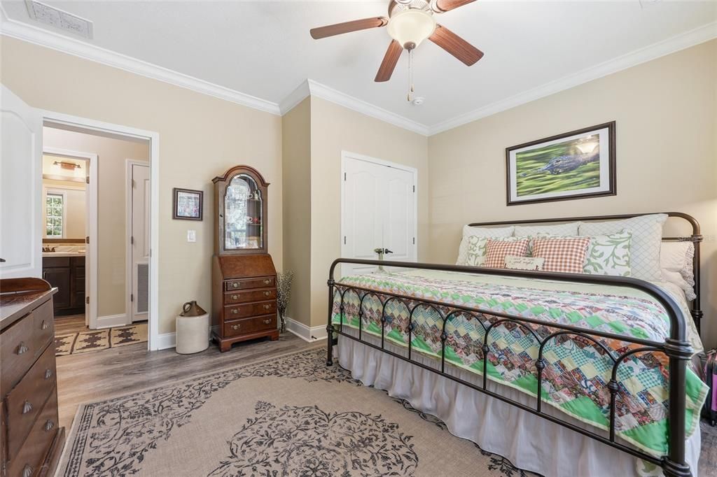 For Sale: $799,000 (3 beds, 2 baths, 2007 Square Feet)