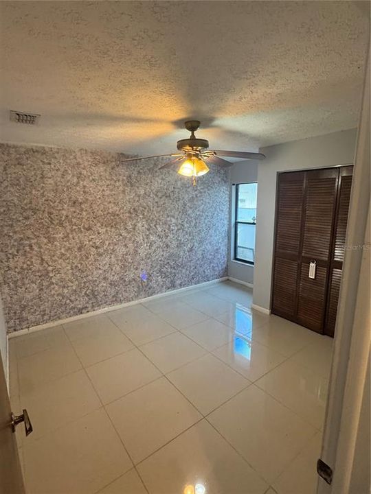 For Sale: $379,000 (3 beds, 2 baths, 1548 Square Feet)