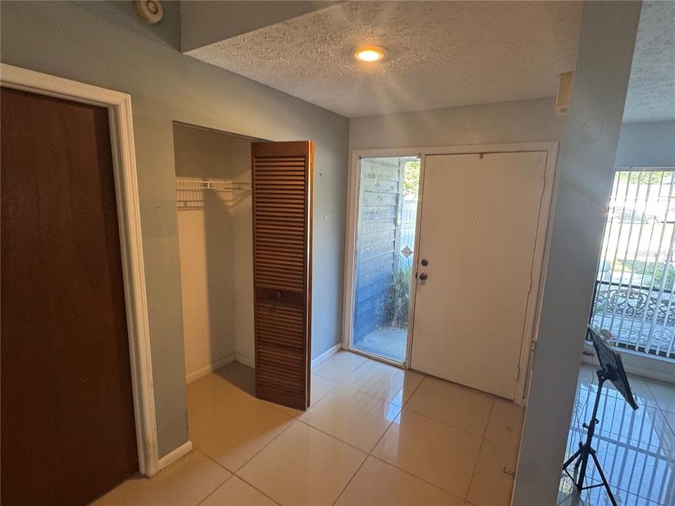 For Sale: $379,000 (3 beds, 2 baths, 1548 Square Feet)