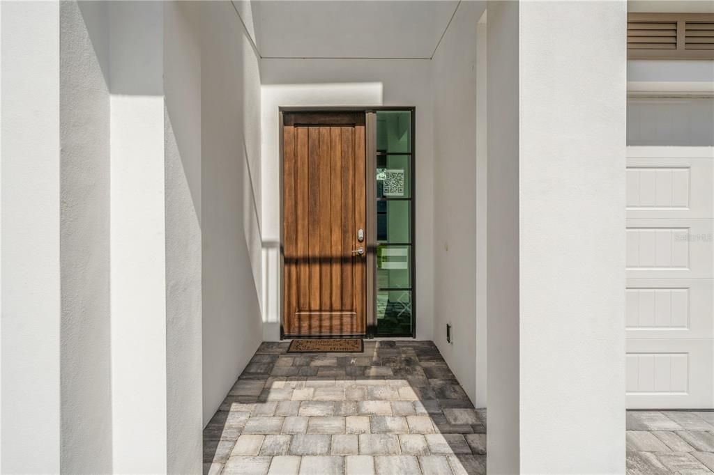 For Sale: $1,590,000 (4 beds, 4 baths, 2936 Square Feet)