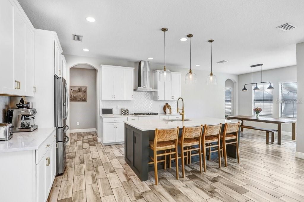 For Sale: $775,000 (5 beds, 3 baths, 3467 Square Feet)