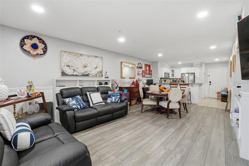 Activo con contrato: $195,000 (2 camas, 2 baños, 1160 Pies cuadrados)
