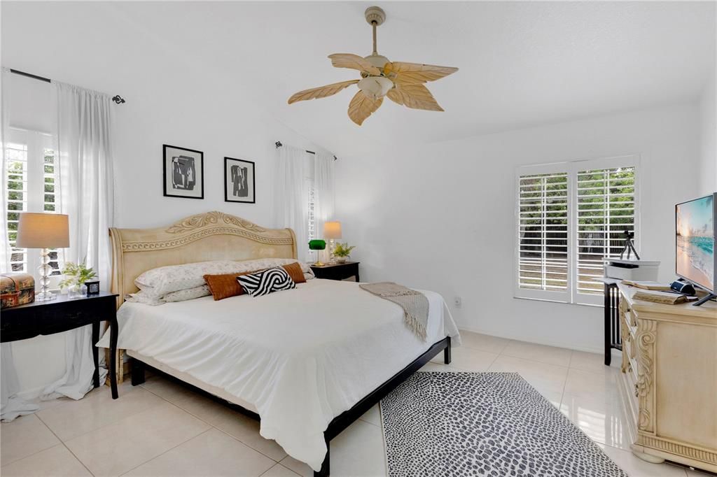 En Venta: $475,000 (3 camas, 2 baños, 1926 Pies cuadrados)
