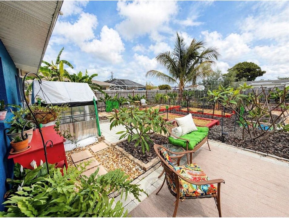 Activo con contrato: $299,900 (4 camas, 2 baños, 1433 Pies cuadrados)