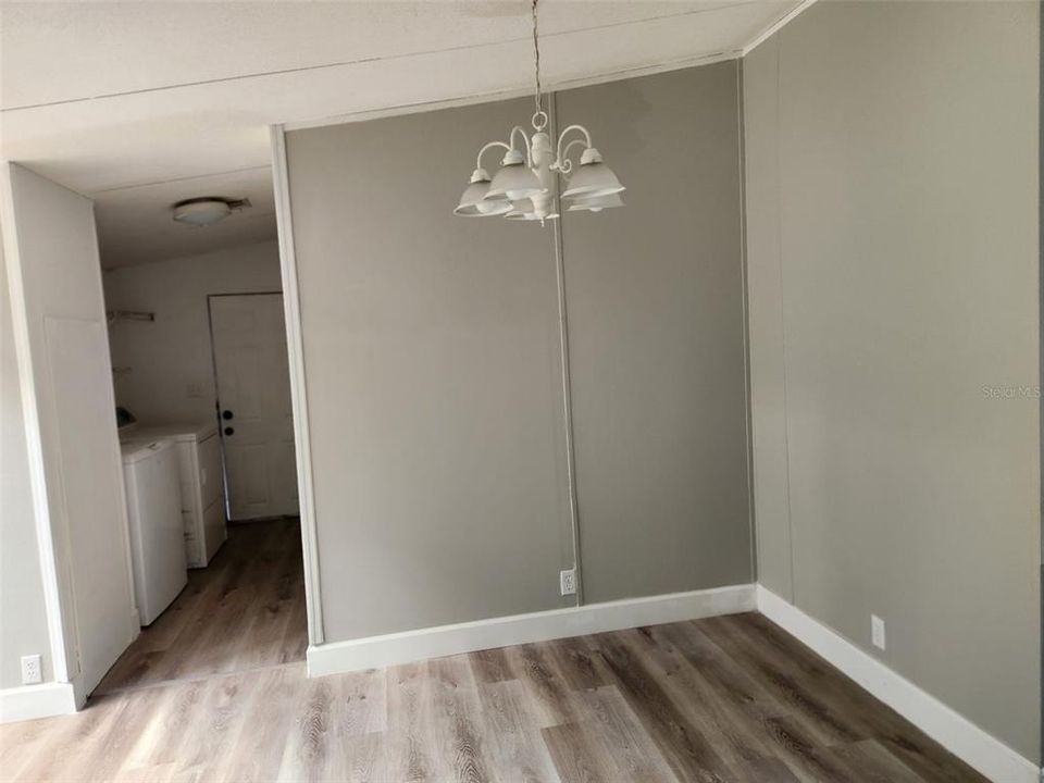 For Sale: $259,900 (3 beds, 2 baths, 1080 Square Feet)