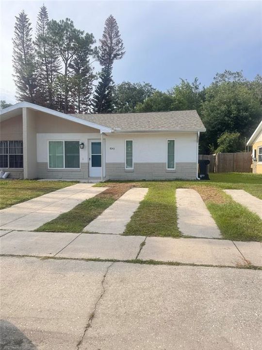 For Sale: $260,000 (2 beds, 1 baths, 952 Square Feet)