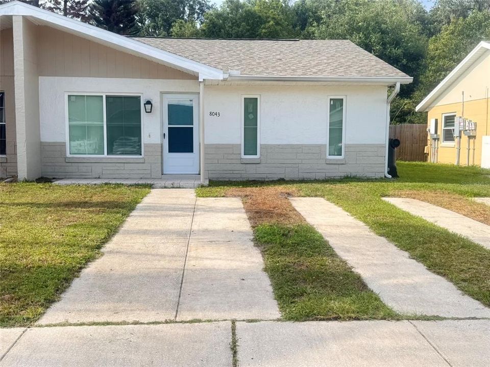 For Sale: $260,000 (2 beds, 1 baths, 952 Square Feet)