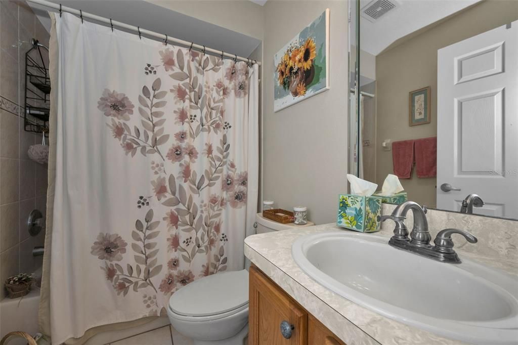 For Rent: $2,600 (2 beds, 2 baths, 1724 Square Feet)