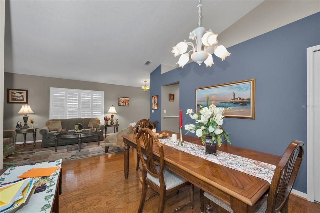 For Rent: $2,600 (2 beds, 2 baths, 1724 Square Feet)