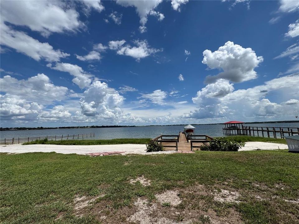 For Sale: $725,000 (3 beds, 2 baths, 3185 Square Feet)