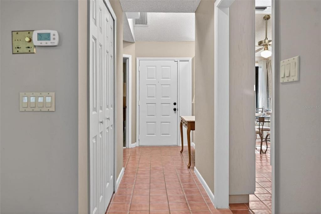 For Sale: $319,000 (3 beds, 3 baths, 1872 Square Feet)