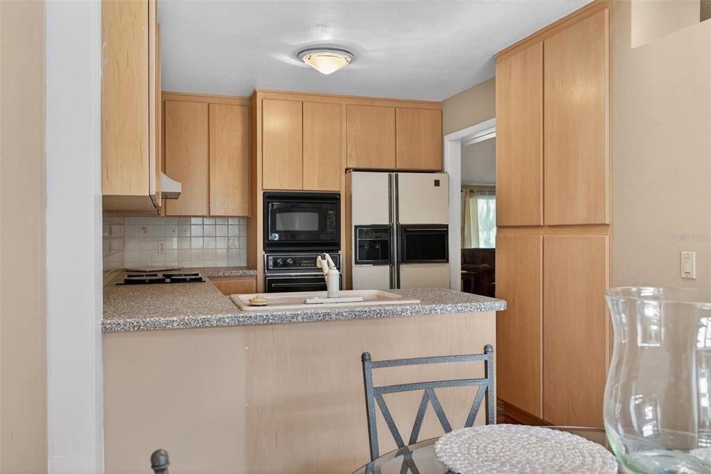 For Sale: $319,000 (3 beds, 3 baths, 1872 Square Feet)