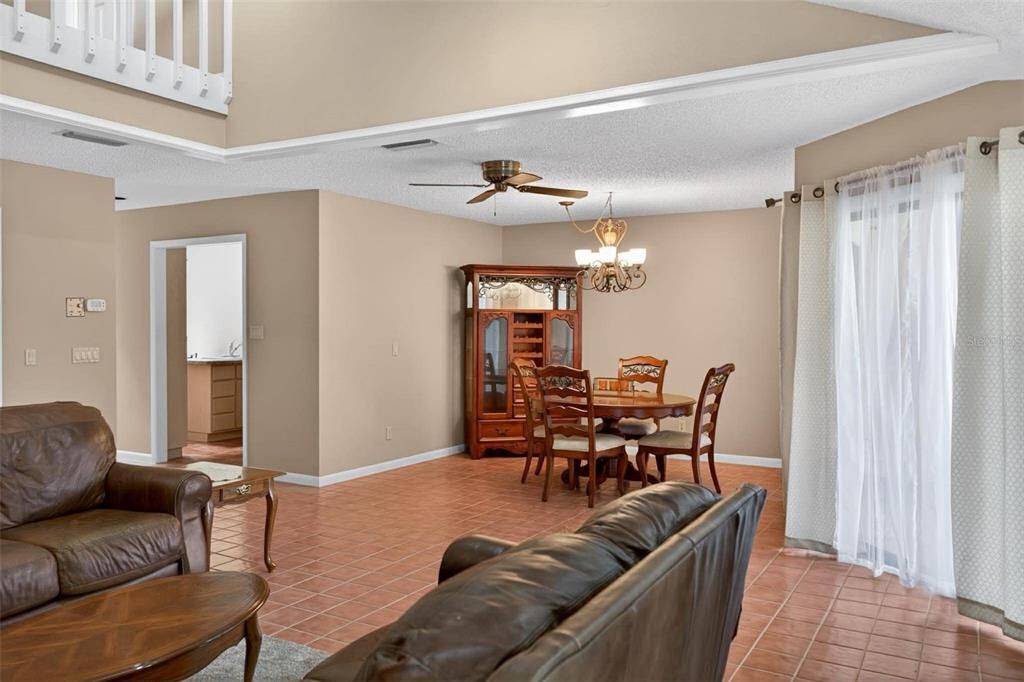 For Sale: $319,000 (3 beds, 3 baths, 1872 Square Feet)