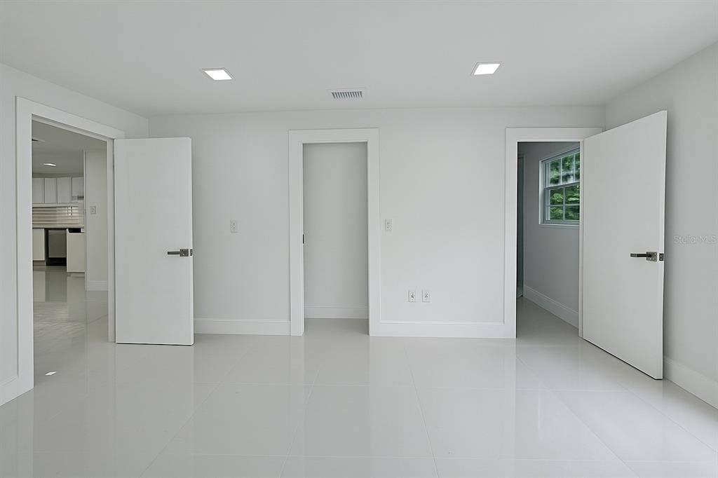 На продажу: $399,000 (3 спален, 2 ванн, 1511 Квадратных фут)