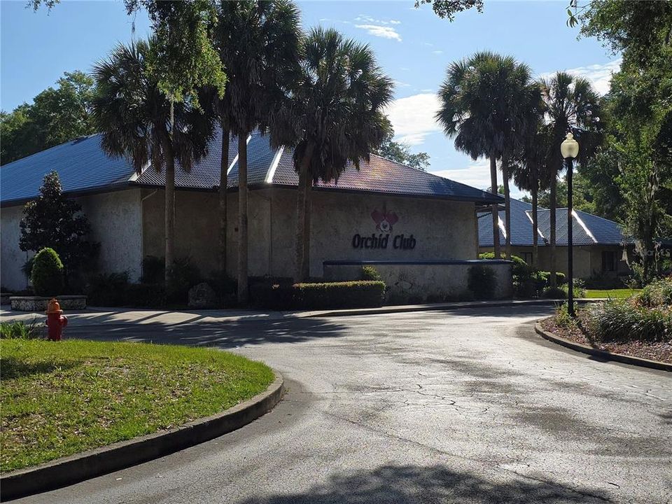 Active With Contract: $199,995 (2 beds, 2 baths, 1279 Square Feet)