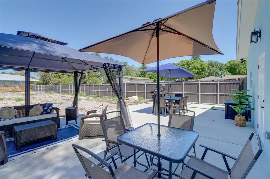 For Rent: $3,200 (3 beds, 2 baths, 1466 Square Feet)