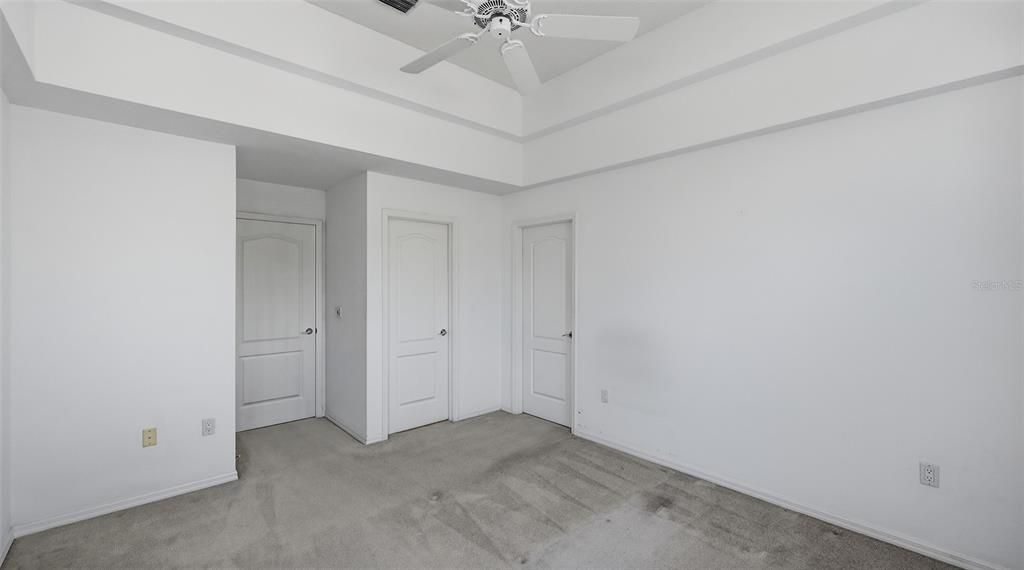 Activo con contrato: $345,000 (3 camas, 3 baños, 1854 Pies cuadrados)