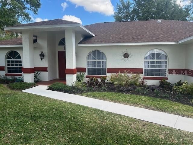 For Sale: $339,900 (3 beds, 2 baths, 2427 Square Feet)