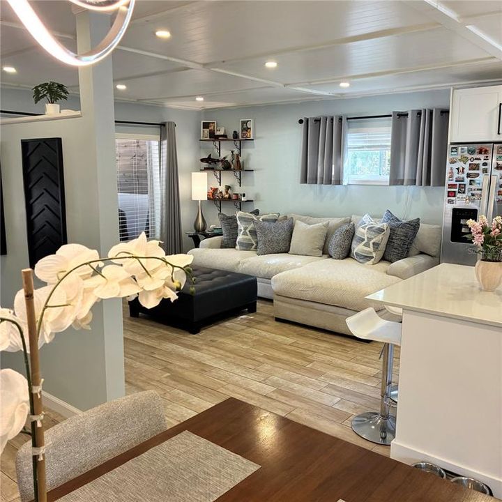 En Venta: $345,000 (3 camas, 2 baños, 1313 Pies cuadrados)
