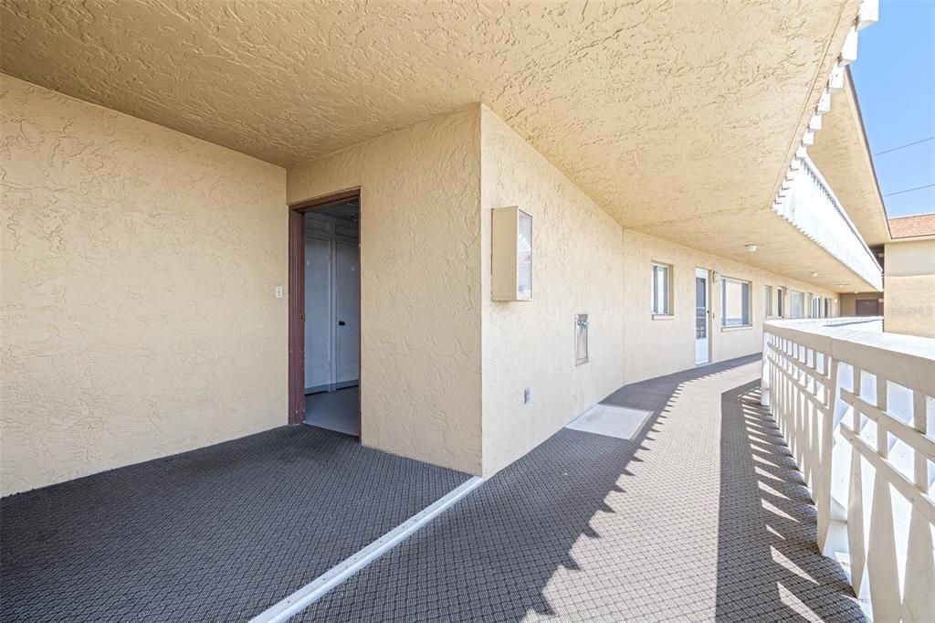 Activo con contrato: $159,000 (2 camas, 2 baños, 1180 Pies cuadrados)