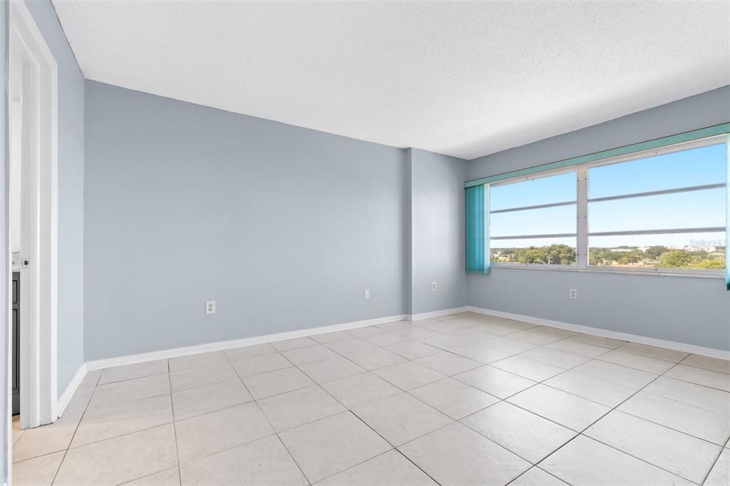 Activo con contrato: $159,000 (2 camas, 2 baños, 1180 Pies cuadrados)