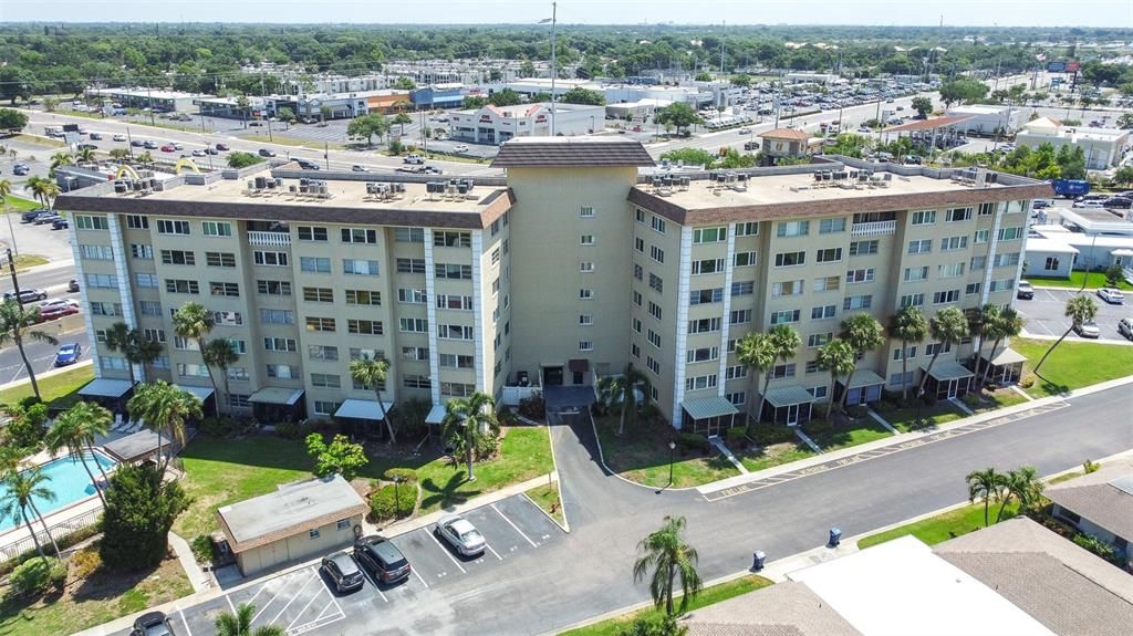 Activo con contrato: $159,000 (2 camas, 2 baños, 1180 Pies cuadrados)