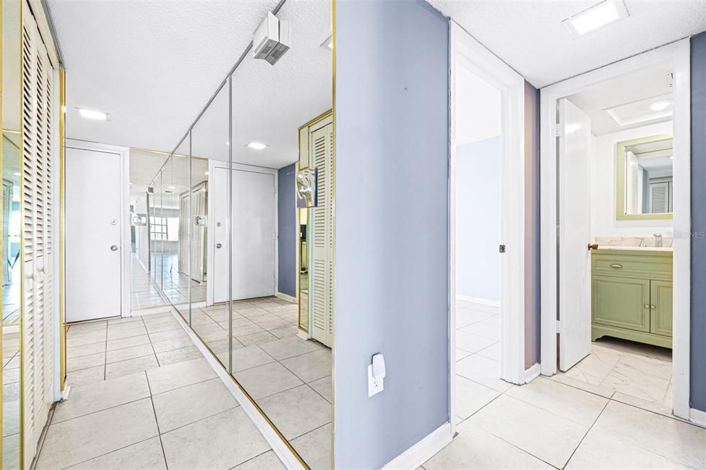 Activo con contrato: $159,000 (2 camas, 2 baños, 1180 Pies cuadrados)