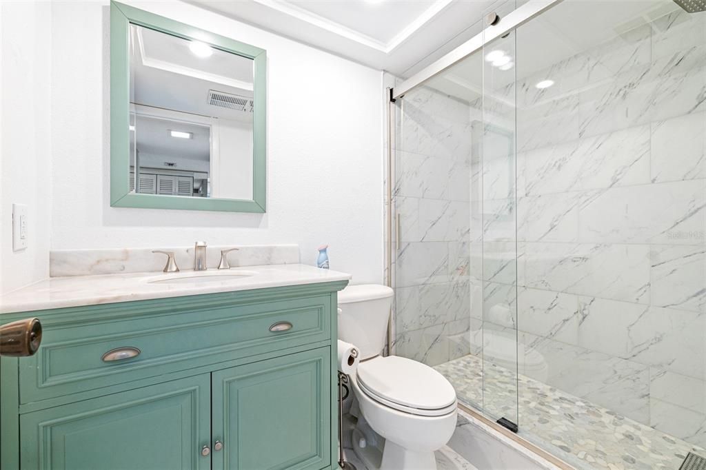 Activo con contrato: $159,000 (2 camas, 2 baños, 1180 Pies cuadrados)