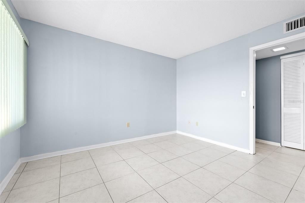 Activo con contrato: $159,000 (2 camas, 2 baños, 1180 Pies cuadrados)