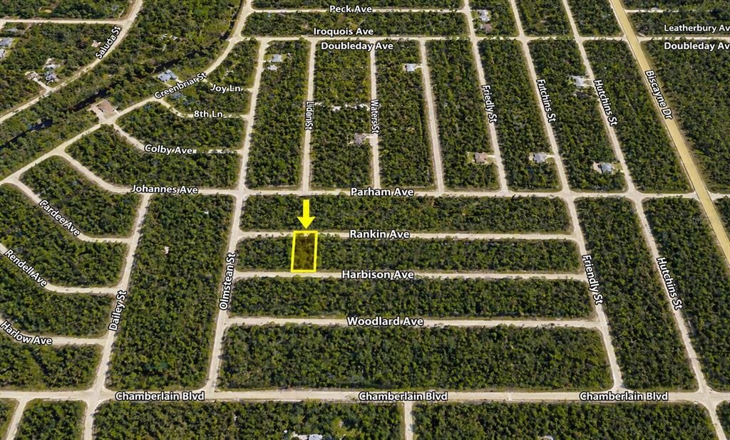 En Venta: $9,590 (0.23 acres)