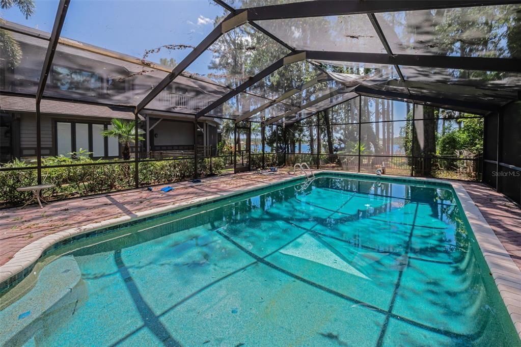 For Sale: $2,850,000 (5 beds, 5 baths, 6008 Square Feet)