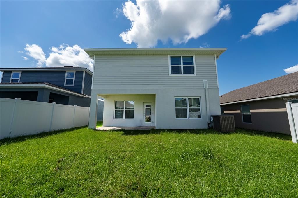 For Rent: $2,850 (4 beds, 2 baths, 2405 Square Feet)