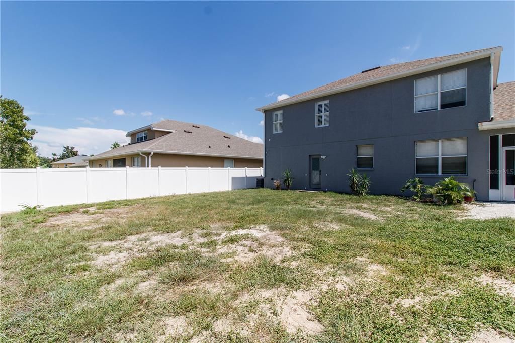 Activo con contrato: $419,000 (5 camas, 4 baños, 2959 Pies cuadrados)