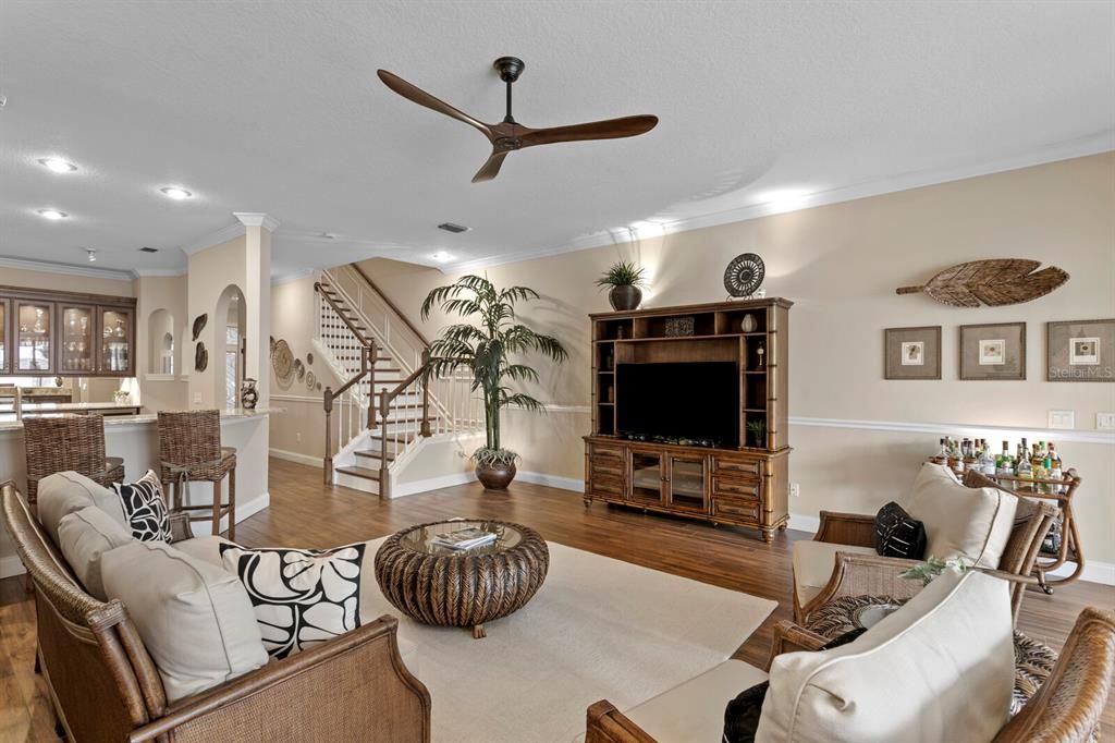 For Sale: $1,320,000 (3 beds, 2 baths, 2975 Square Feet)