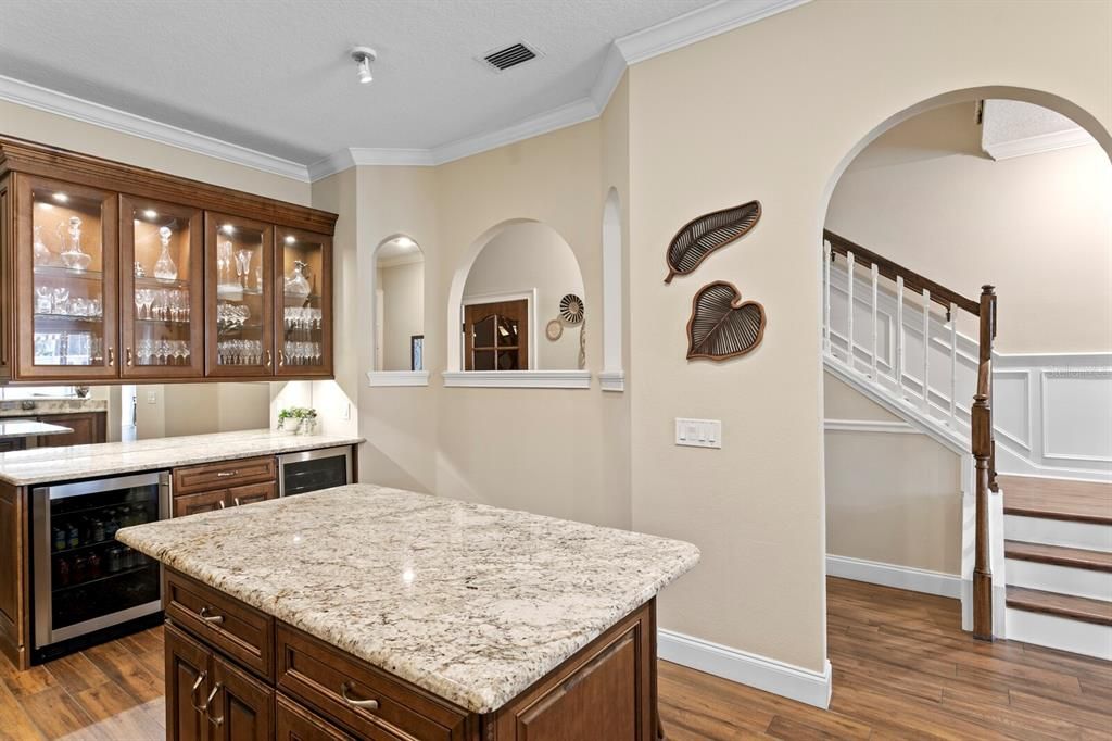 For Sale: $1,320,000 (3 beds, 2 baths, 2975 Square Feet)