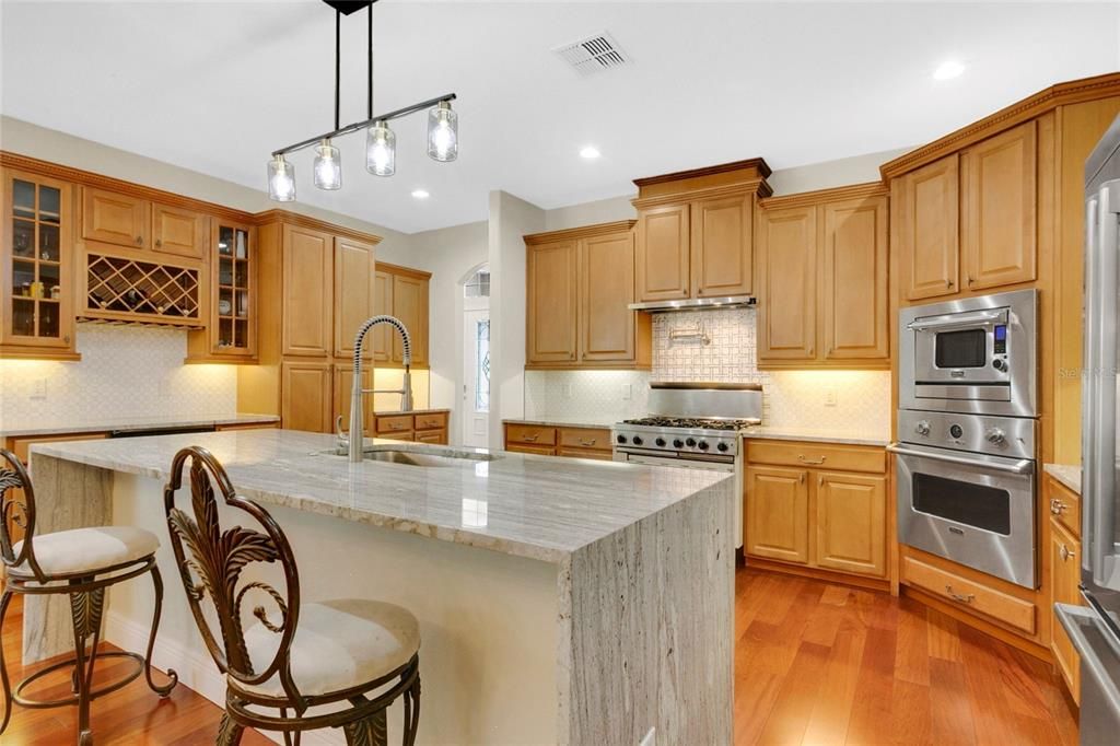 For Sale: $1,080,000 (4 beds, 3 baths, 2993 Square Feet)