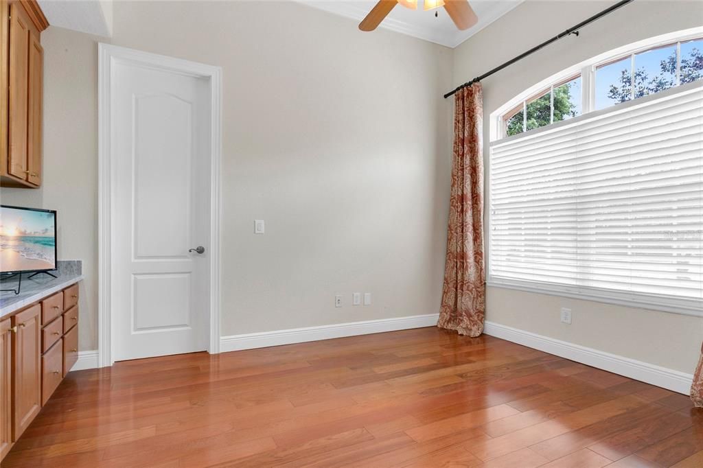 For Sale: $1,080,000 (4 beds, 3 baths, 2993 Square Feet)